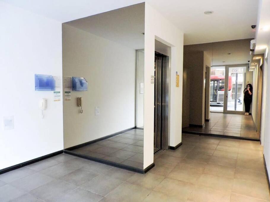 Semipiso Panoramico 2 Amplia Cocina Lavadero Parrilla Y Cochera Privada Incluida A Metros Del Subte Apartamento